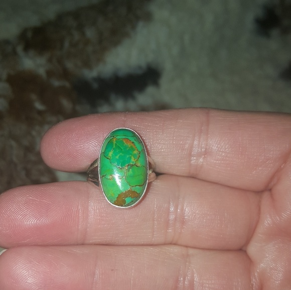 Meet your Posher, Suemarie - Picture 2 of 3